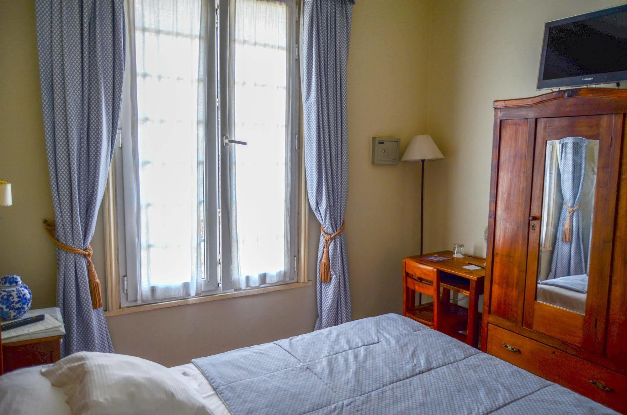 Vilafranca Petit Hotel 圣地亚哥 外观 照片